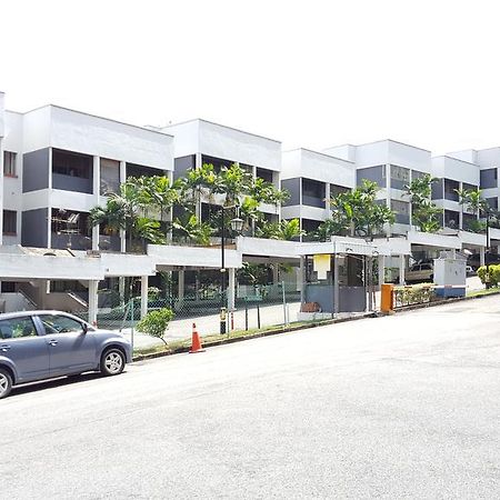 The Garden Apartment At Bangsar Kuala Lumpur Exterior foto